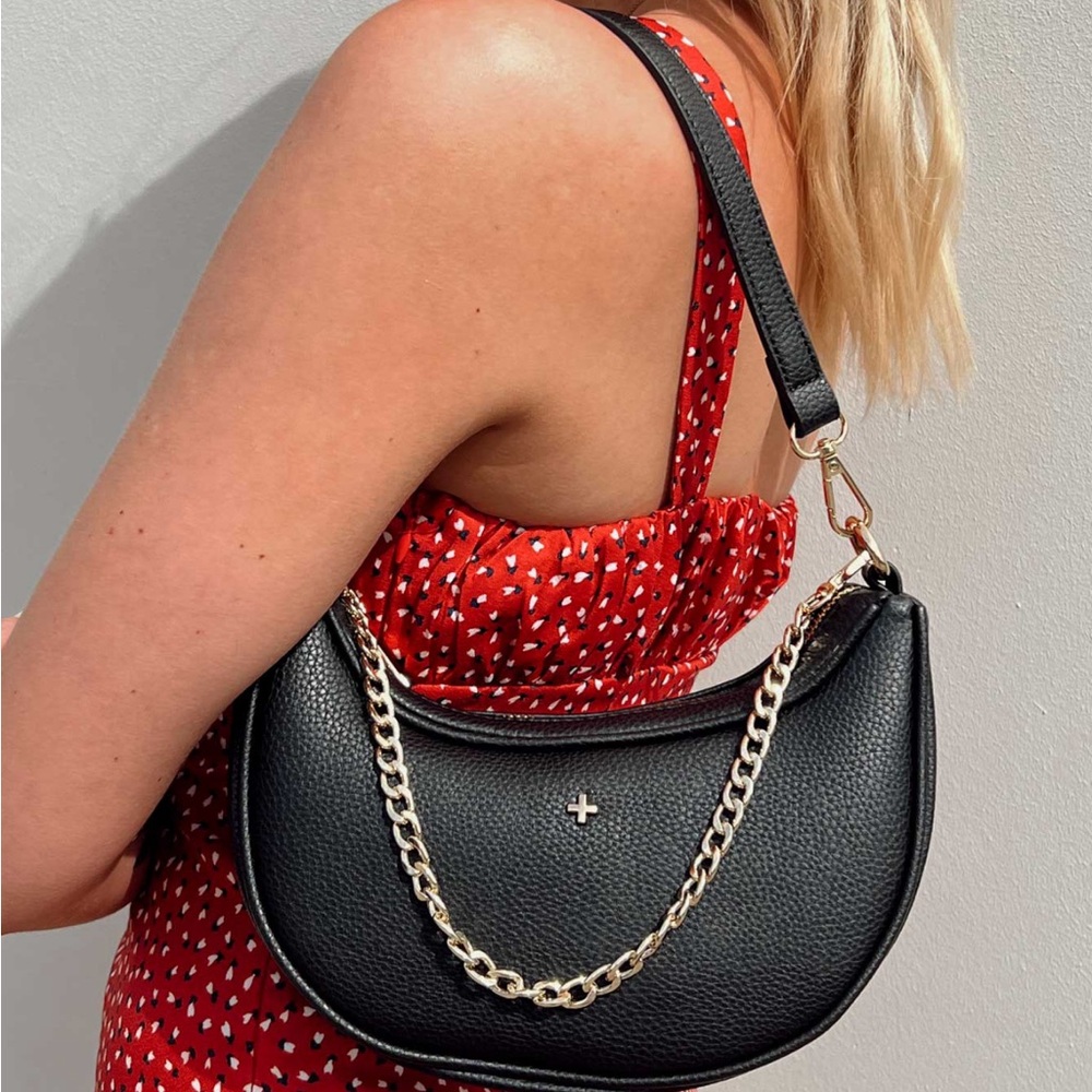 Princess Polly Black Chain Shoulder Bag